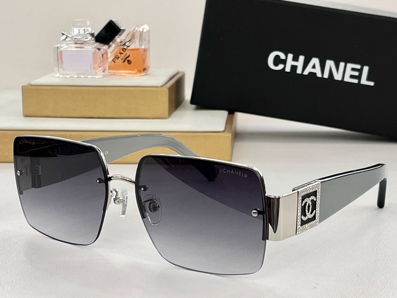 Chanel Sunglasses 221